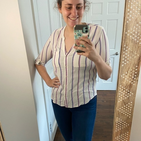 Eddie Bauer Long Sleeve White Comfy Button Down w/ Purple & Blue Stripes Medium - Picture 1 of 8
